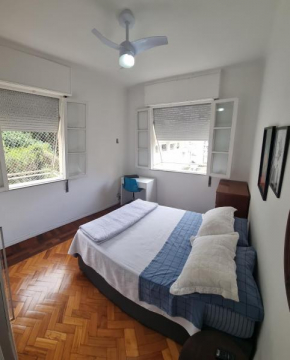 Apartamento espaçoso em Laranjeiras, rua do Cristo Redentor
